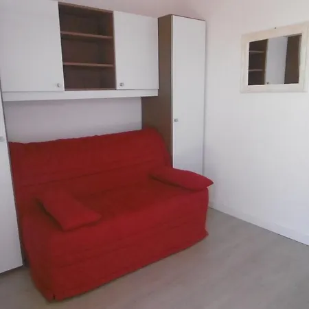 : T2 Mezzanine 4/6 Pers, Piscine, Parking Prive, Acces Plage - Fr-1-796-12 *